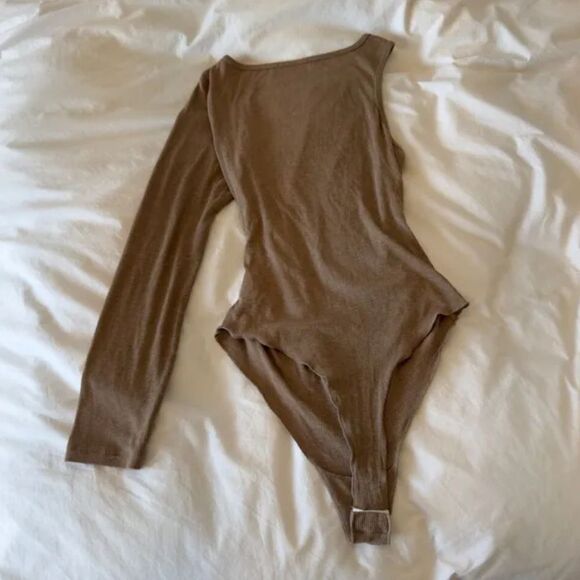 LNA | Revolve | Bazon Rib Bodysuit in Mushroom - Picture 11 of 11